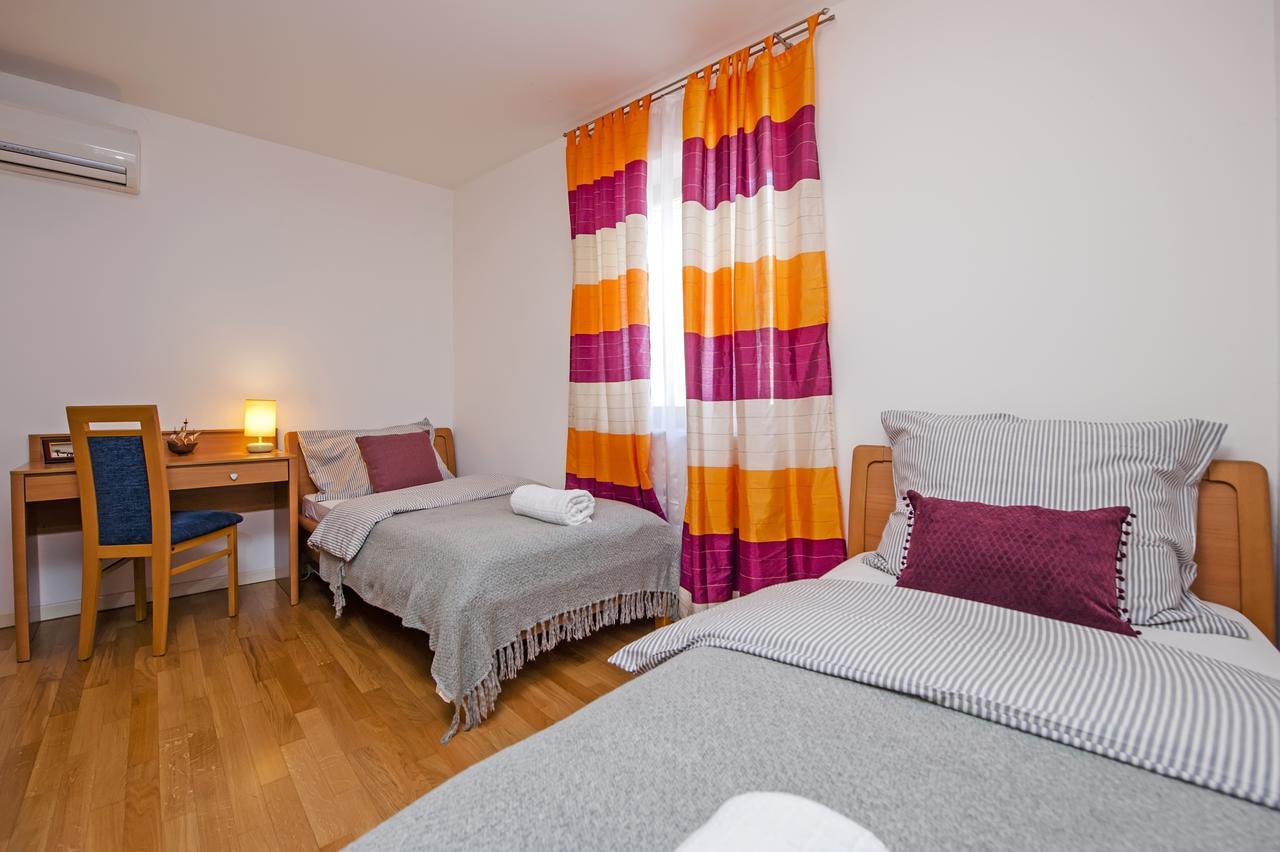 Apartment Campanile Rovinj Eksteriør bilde